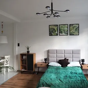 Grand-Tourist Center Point Apartments Гданьск